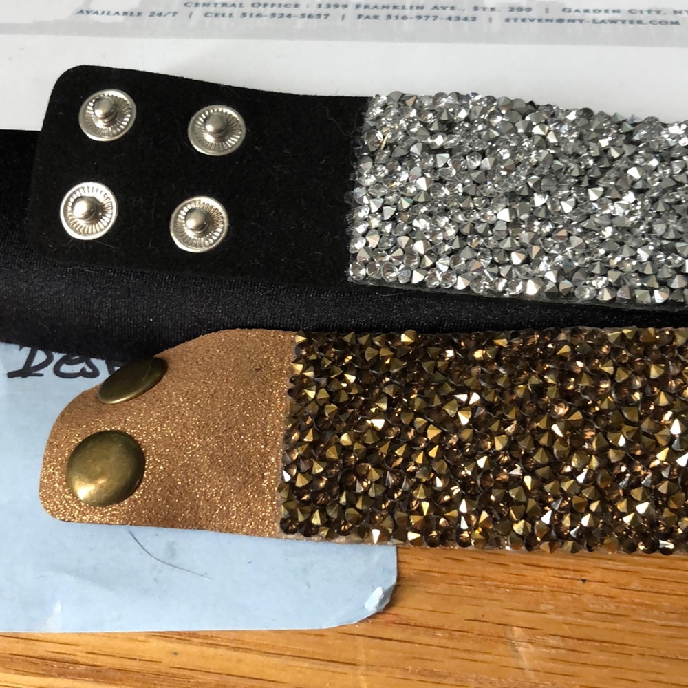 Paparazzi black with silver stones and brown with brown stones euc